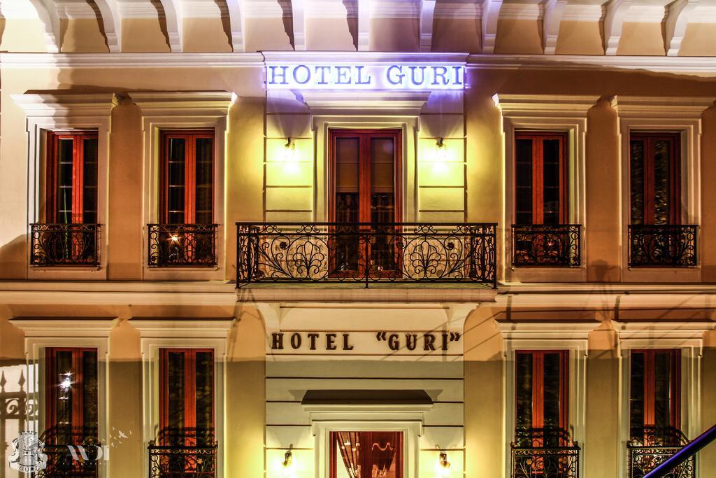 Hotel Guri Elbasan Exterior foto